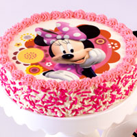 Zoomed in Image of Minnie Mouse Cake