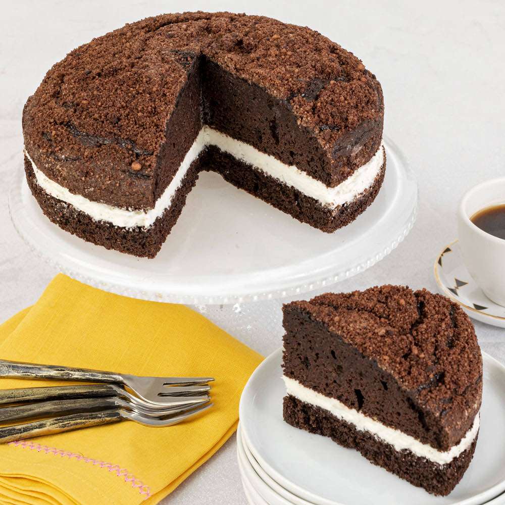 Image of Chocolate and Vanilla Buttercream Cake