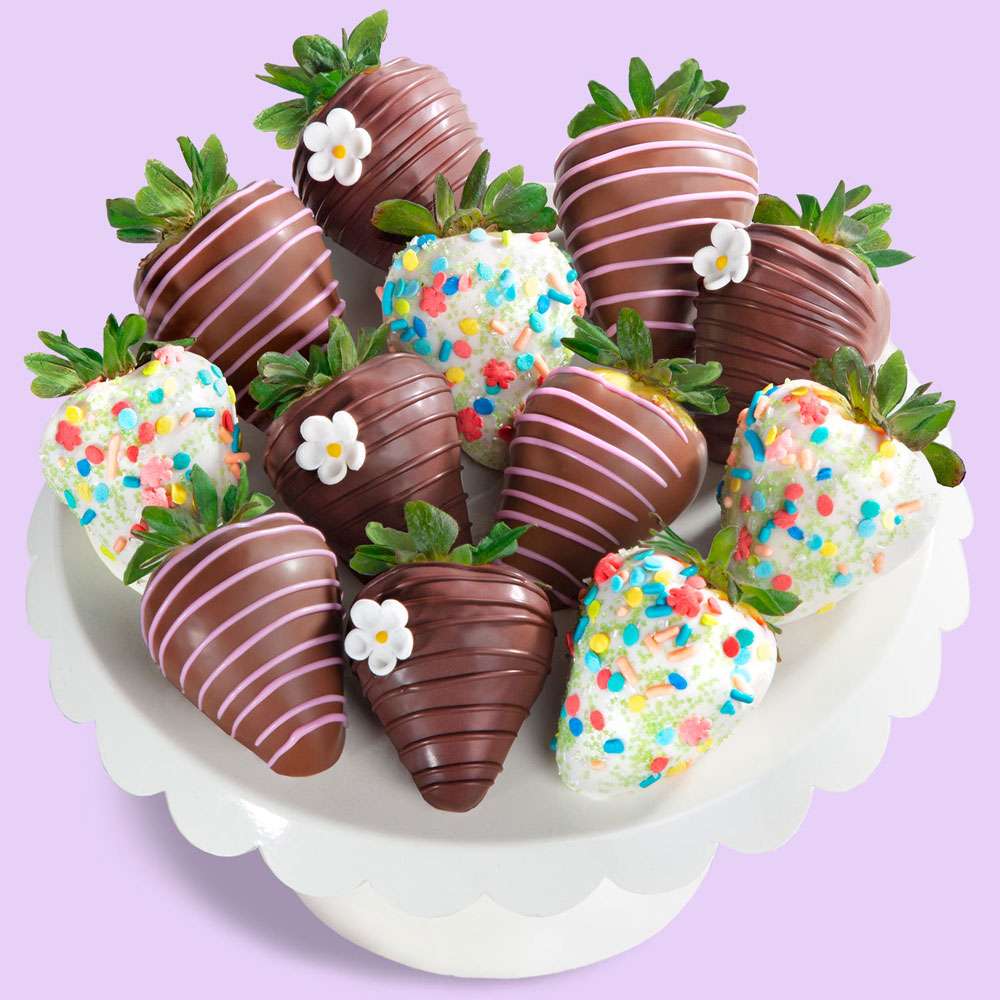 12PC Sweet Bloom Chocolate Covered Strawberries Close-up