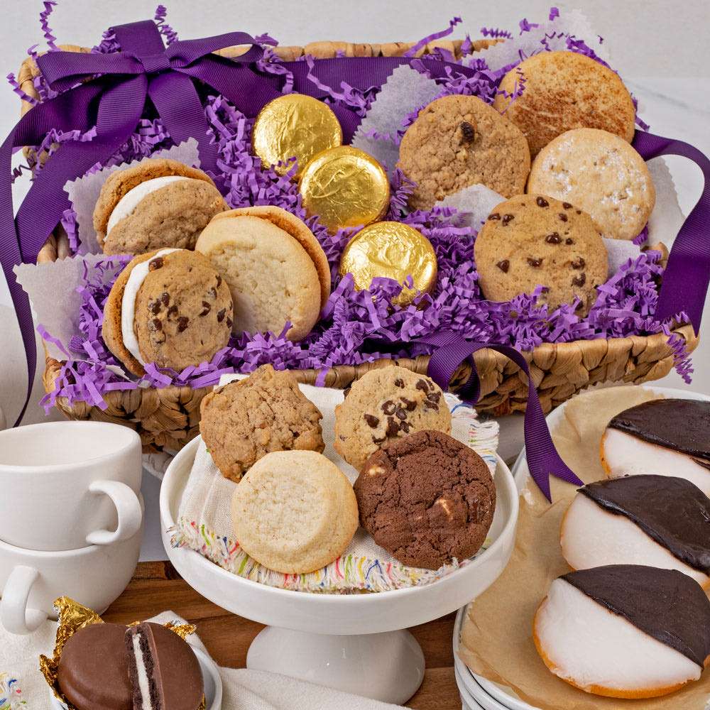The Gourmet Cookie Basket Close-up