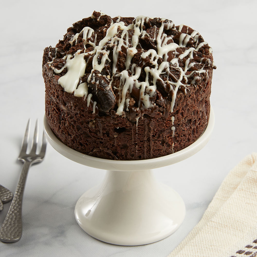  4-inch Cookies and Cream Brownie Cake