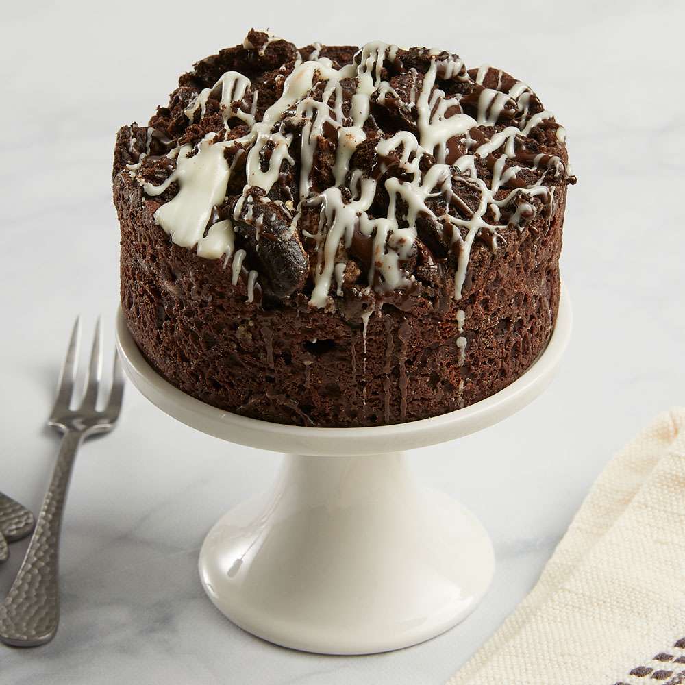 Image of 4-inch Cookies and Cream Brownie Cake